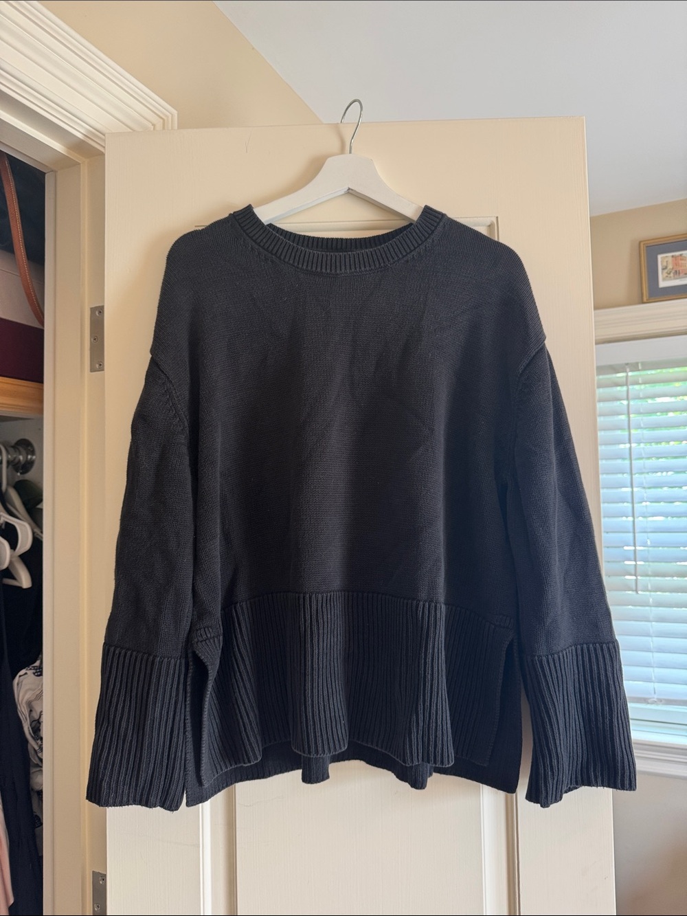 GAP Black Ribbed-Hem Crewneck Sweater